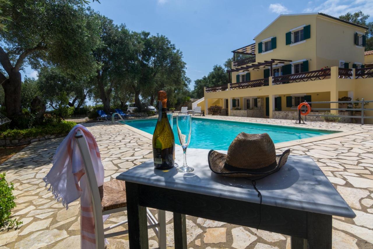 Villa Elaia Suites & Apartments No.7 Gaios Buitenkant foto