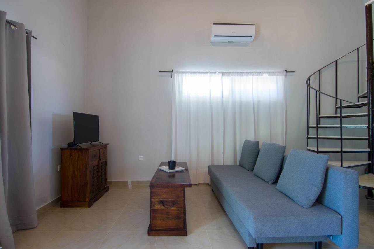 Villa Elaia Suites & Apartments No.7 Gaios Buitenkant foto