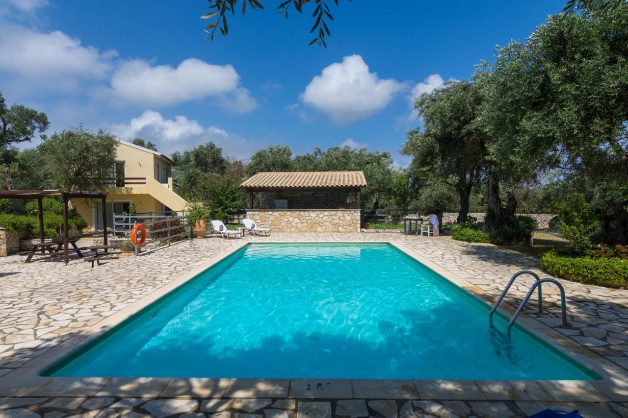 Villa Elaia Suites & Apartments No.7 Gaios Buitenkant foto